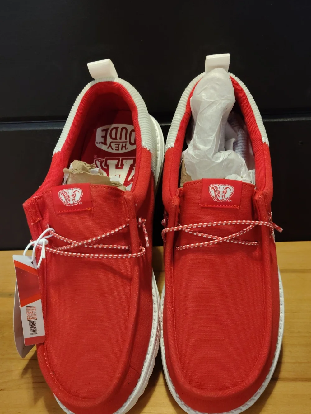 New Hey Dude Mens 9 Wally Funk Alabama Crimson Tide  College Slip On Shoes